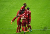 Fussball 1. Bundesliga Saison 15/16: JUBEL FC Bayern Muenchen