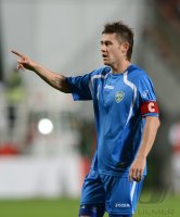 FUSSBALL INTERNATIONAL: Server DJEPAROV (Usbekistan)