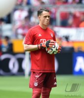 Fussball 1. Bundesliga Saison 14/15: Torwart Ivan Lucic (FC Bayern Muenchen)