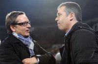 Fussball DFB Pokal 10/11 : Horst Heldt  (li, FC Schalke 04) mit Geschaeftsfuehrer Andreas Rettig (FC Augsburg)