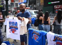 Feature, NBA Finalks, Strassenverkaeufer Madison Square Garden
