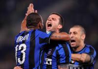 FUSSBALL SERIE A: Maicon Douglas Sienando, Thiago Motta  (v.li., Inter)