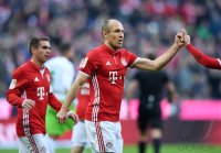 Fussball 1. Bundesliga Saison 16/17: FC Bayern Muenchen - VfL Wolfsburg
