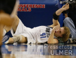 Basketball NBA  Dallas Mavericks  vs. San Antonio Spurs Nowitzki (M)  mit Knieverletzung
