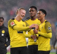 Fussball 1. Bundesliga Saison 21/22: VfB Stuttgart - Borussia Dortmund