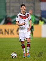 Fussball U 21 Laenderspiel: Niklas Suele (Deutschland)