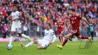 Fussball 1. Bundesliga Saison 21/22: FC Bayern Muenchen -  TSG 1899 Hoffenheim