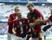 Fussball 2. Bundesliga:  Jubel mit Idir Ouali, Cheikh Gueye, Florian Jungwirth  (v.li., Dynamo Dresden)