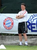 Fussball 1. Bundesliga:  Trainer Louis van Gaal (FCB)