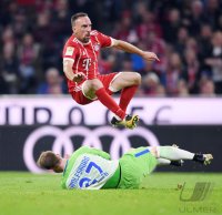 Fussball 1. Bundesliga Saison 17/18: FC Bayern Muenchen - VfL Wolfsburg