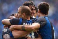 FUSSBALL SERIE A:  Rodrigo Palacio und Diego Milito (v. li. Inter Mailand)