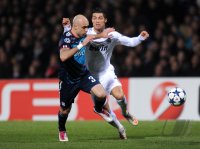 Fussball CHL  Saison 2010/2011:  Cristiano Marques Gomes Cris (li, Lyon) gegen Cristiano Ronaldo (re, Real Madrid)