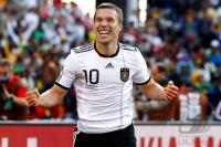 FUSSBALL WM 2010, ACHTELFINALE:  JUBEL Lukas PODOLSKI (Deutschland)