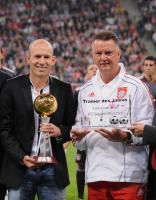 FUSSBALL Trainer und Fussballer des Jahres 2010