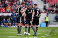 Fussball 1. Bundesliga  Saison  2025/2026  28. Spieltag SC Freiburg - FC Bayern Muenchen