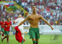 Fussball International Euro 2004:    JUBEL Cristiano RONALDO (POR)