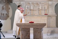 Altarweihe zur Wiedereroeffnung der Suelchenkirche in Rottenburg