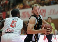 Basketball 1. Bundesliga 2011/2012: s Oliver Baskets Wuerzburg -  Walter Tigers Tuebingen