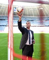 Fussball 1. Bundesliga Saison 15/16: FC Bayern Muenchen - FC Augsburg