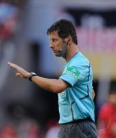 Fussball International: Schiedsrichter Wolfgang Stark (GER)