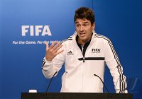 Leiter der der FIFA-Schiedsrichterabteilung Massimo Busacca (Schweiz)