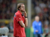 Fussball DFB Pokal 2. Runde 13/14: Trainer Thomas Schneider (VfB Stuttgart)