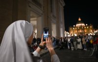 Vatikan / Rom: Trauer nach dem Tod von Papst Franziskus I.