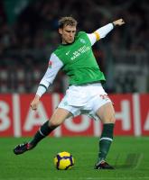 FUSSBALL, 1. BUNDESLIGA, 12. Spieltag: Werder Bremen, MERTESACKER Einzelaktion