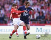 Zweikampf: 1. FC Koeln - Hamburger SV