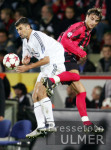 Fussball CHL, Leverkusen - Madrid, Zweikampf