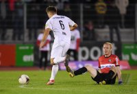 Fussball Regionalliga Suedwest 2020/2021: TSG Balingen - TSV Steinbach Haiger