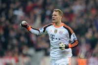 Fussball International CHL Saison 13/14: JUBEL Torwart Manuel Neuer (FC Bayern Muenchen)