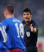 FUSSBALL  International CHL 09/10  Schiedsrichter Massimo Busacca (SUI)