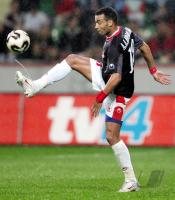 Fussball Uefa Cup: Sofia, HDIOUD Einzelaktion am Ball