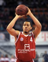 Basketball 1. Bundesliga 2011/2012:  FC Bayern Muenchen - Walter Tigers Tuebingen