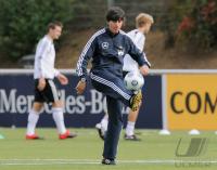 FUSSBALL Training   Deutsche  Nationalmannschaft;  Trainer Loew