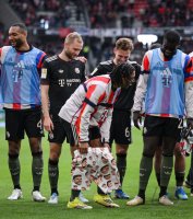 Fussball 1. Bundesliga  Saison  2025/2026  28. Spieltag SC Freiburg - FC Bayern Muenchen