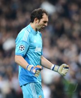FUSSBALL INTERNATIONAL CHL ACHTELFINALE 12/13:  Torwart Diego Lopez (Real Madrid)