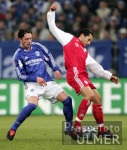 Fussball 1. Bundesliga: Schalke - Bayern, Zweikampf