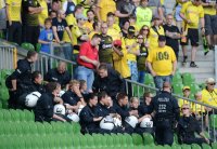 FUSSBALL DFB POKAL SAISON 2012/2013: FC Oberneuland - Borussia Dortmund