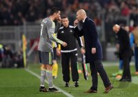 Fussball CHL 15/16 Achtelfinale: Trainer Zinedine Zidane (Real Madrid)