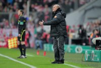 Fussball DFB Pokal 10/11 :  Trainer Thomas Schaaf (SV Werder Bremen)