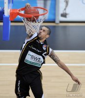1. Basketball Bundesliga  01/11  Walter Tigers Tuebingen  - TBB Trier