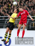 Fussball 1. Bundesliga: Mainz - Dortmund, Zweikampf