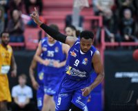 Basketball 1. Bundesliga 16/17 Hauptrunde: Walter Tigers Tuebingen - Science City Jena