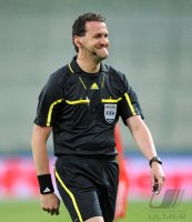 Fussball International Testspiel: Schiri Thomas Einwaller (AUT)