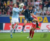 Fussball  1. Bundesliga  13/14: SC Freiburg - FC Bayern Muenchen