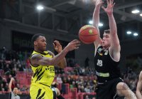 Basketball 2. Bundesliga  19/20: Tigers Tuebingen  - ROEMERSTROM Gladiators Trier