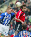 Fussball 1. Bundesliga: Leverkusen - Berlin, Zweikampf