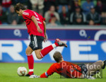 Fussball 1. Bundesliga: Leverkusen - Rostock, Zweikampf
